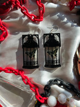 Load image into Gallery viewer, ♥️🦋⛓️6 HEARTS, CAGED⛓️🦋♥️