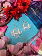 Load image into Gallery viewer, 🦋💎🌟HUNTRIX LOGO🌟💎🦋
