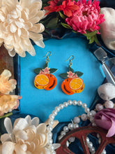 Load image into Gallery viewer, Oranges
