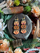 Load image into Gallery viewer, 🎃🍂🌾POTTSFIELD PUMPKINS🌾🍂🎃
