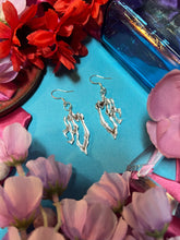 Load image into Gallery viewer, 💫💙🦋RUMI’S EARRINGS🦋💙💫
