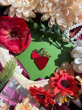 Load image into Gallery viewer, Nature Singles 1
